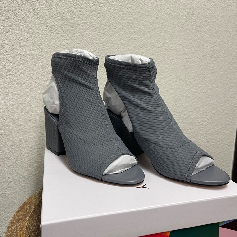 Katy Perry Slinky Stretch Heeled Sandals - The Johanna in Slate Grey